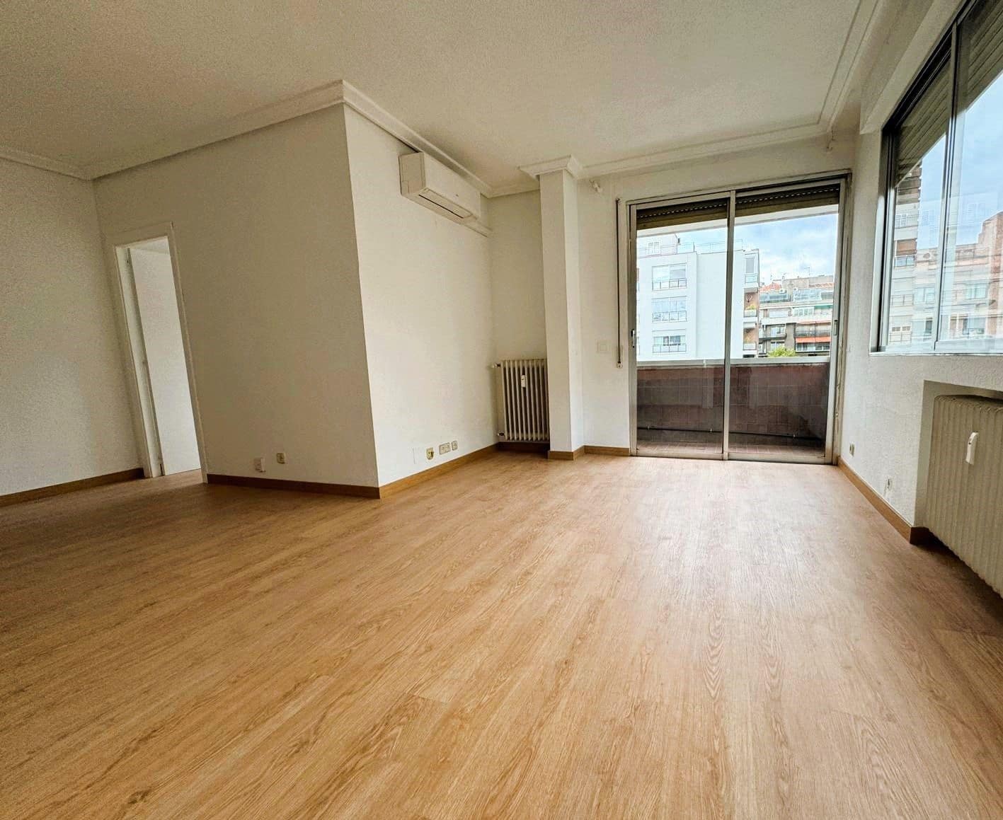 2 makuuhuone Asunto vuokrattavana paikassa Madrid kaupunki mukana 
autotalli - 2 100 € (Ref: 8602484)