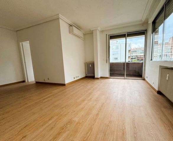 2 makuuhuone Asunto vuokrattavana paikassa Almagro, Madrid kaupunki mukana 
autotalli - 2 100 € (Ref: 8602484)