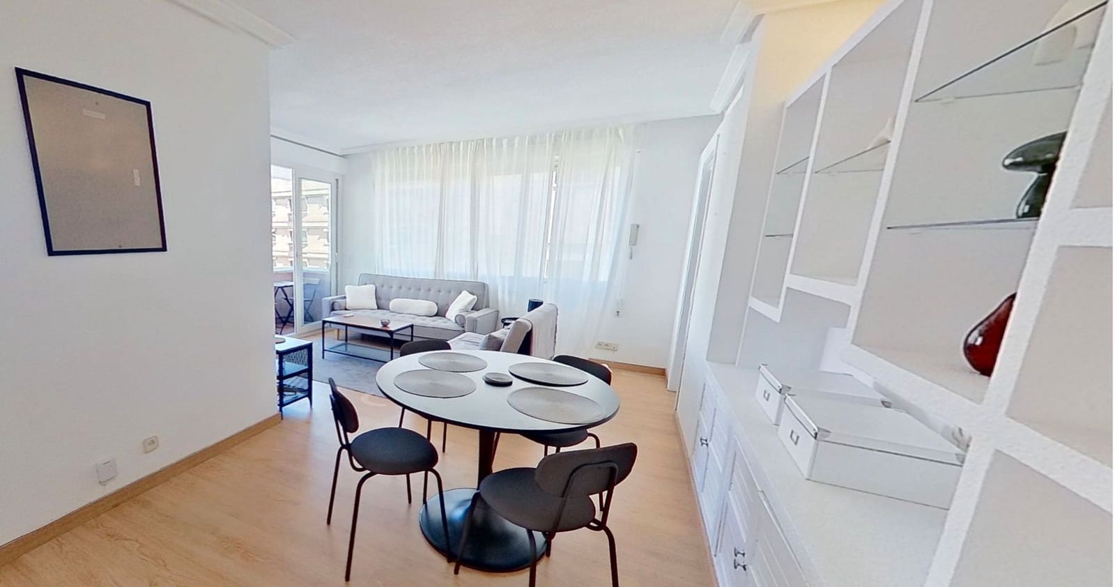 2 makuuhuone Asunto vuokrattavana paikassa Madrid kaupunki mukana 
autotalli - 2 100 € (Ref: 8602484)