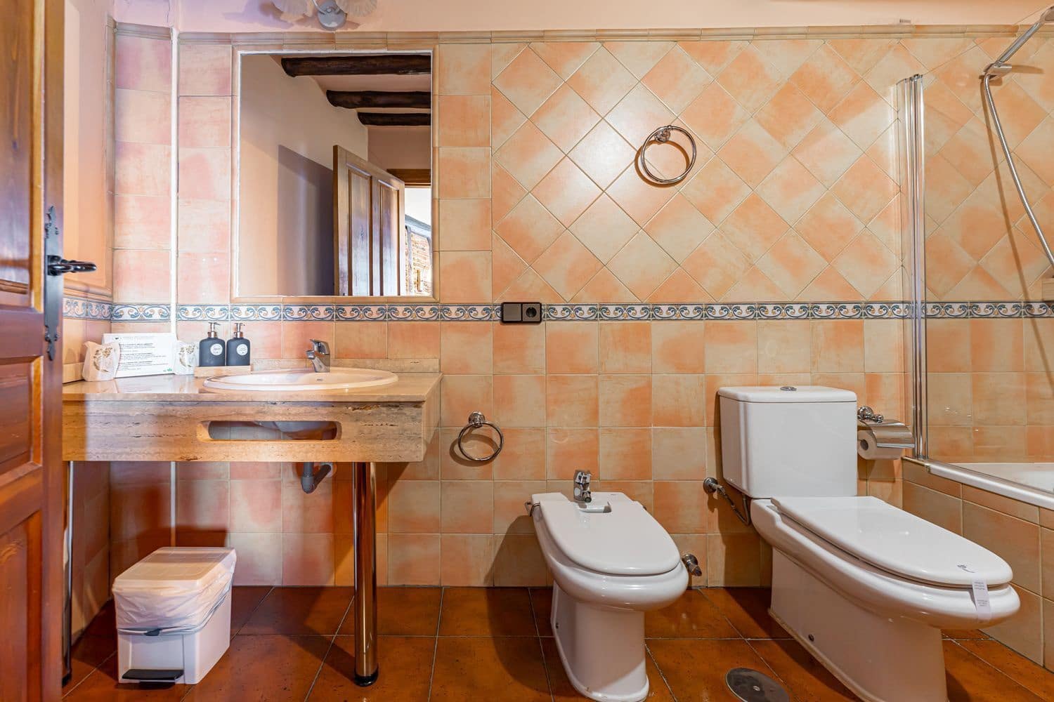 15 soveværelse Hotel til salg i Candelario med garage - € 650.000 (Ref: 8610148)