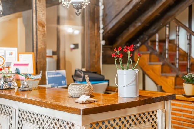 15 bedroom Hotel for sale in Candelario with garage - € 650,000 (Ref: 8610148)