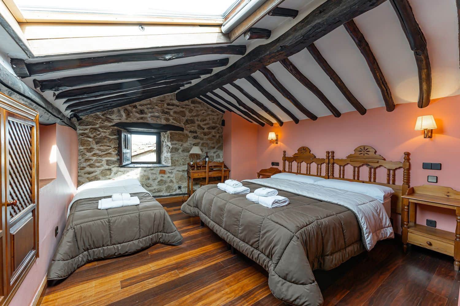 15 soveværelse Hotel til salg i Candelario med garage - € 650.000 (Ref: 8610148)