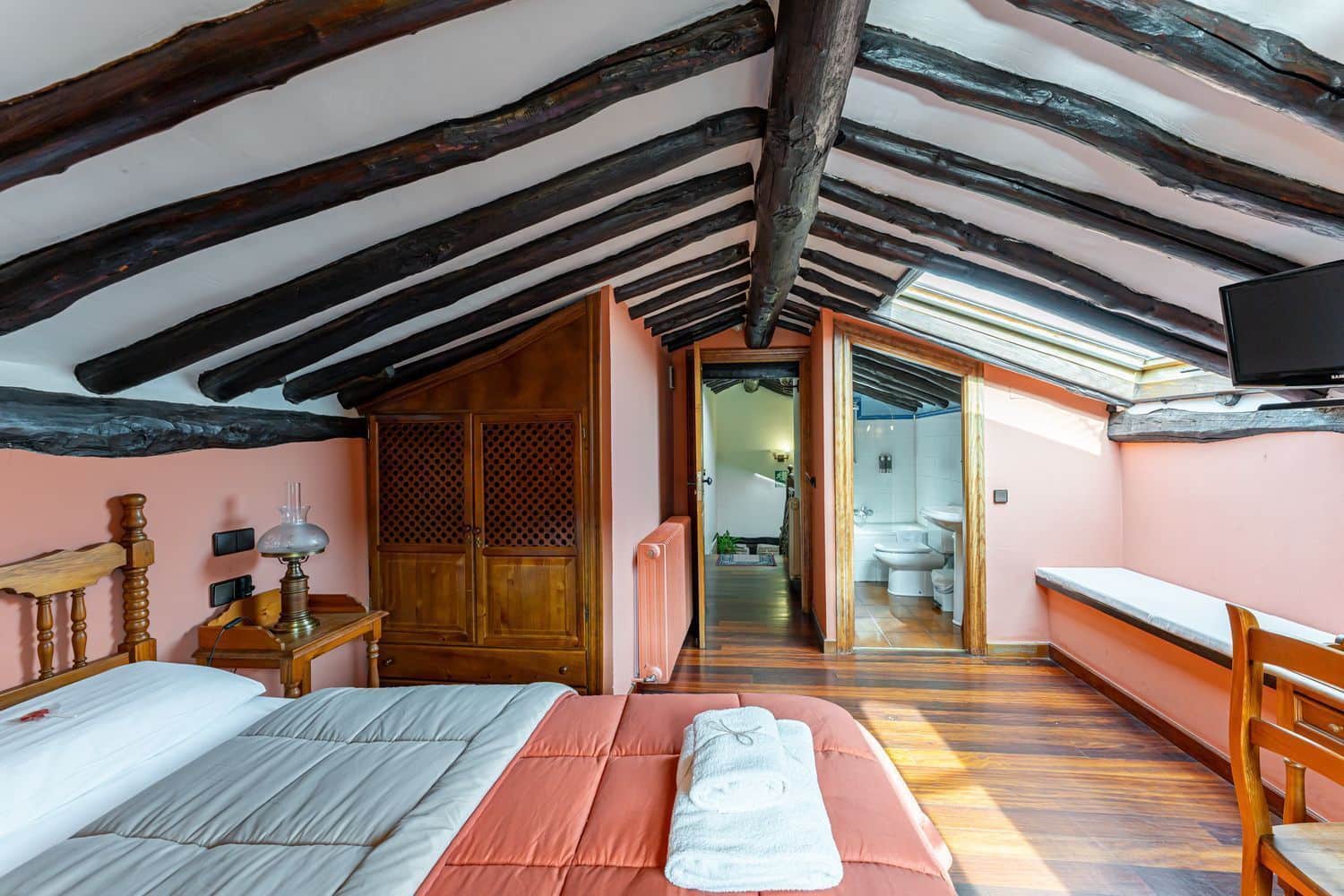 15 soveværelse Hotel til salg i Candelario med garage - € 650.000 (Ref: 8610148)