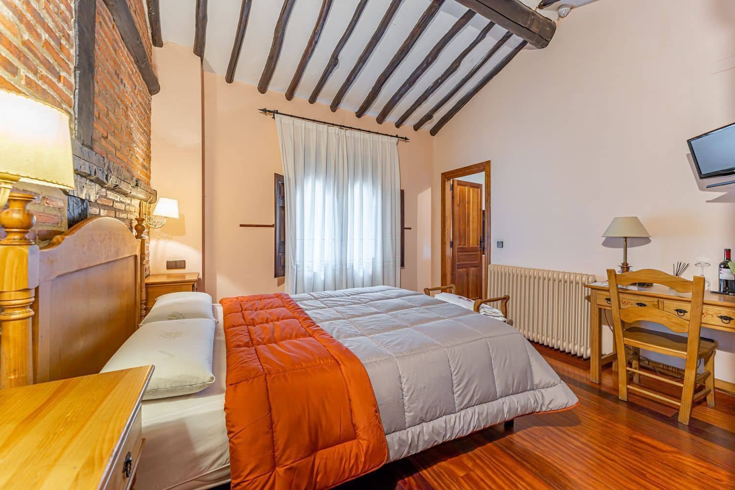 15 soveværelse Hotel til salg i Candelario med garage - € 650.000 (Ref: 8610148)