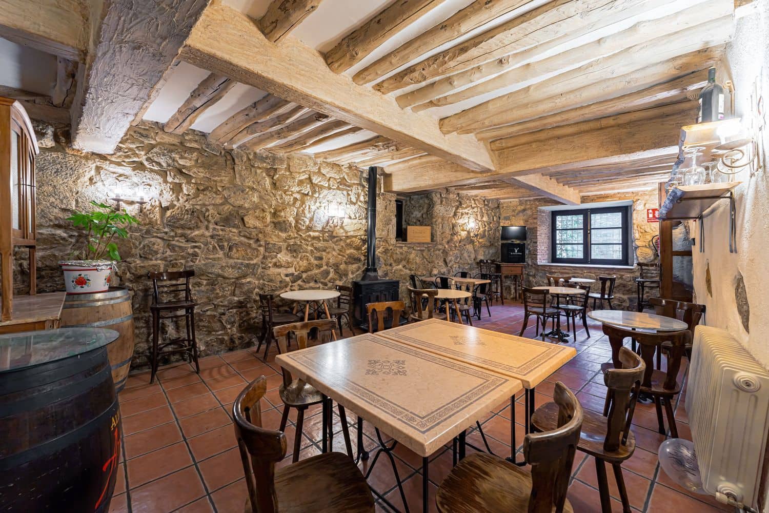 15 soveværelse Hotel til salg i Candelario med garage - € 650.000 (Ref: 8610148)