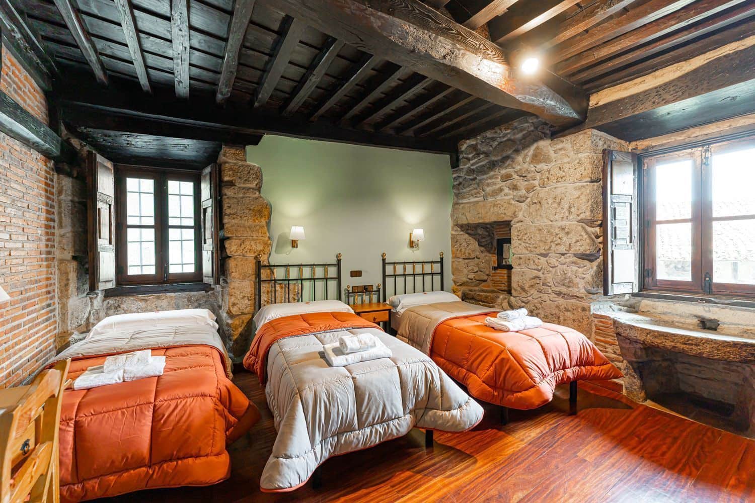 15 soveværelse Hotel til salg i Candelario med garage - € 650.000 (Ref: 8610148)