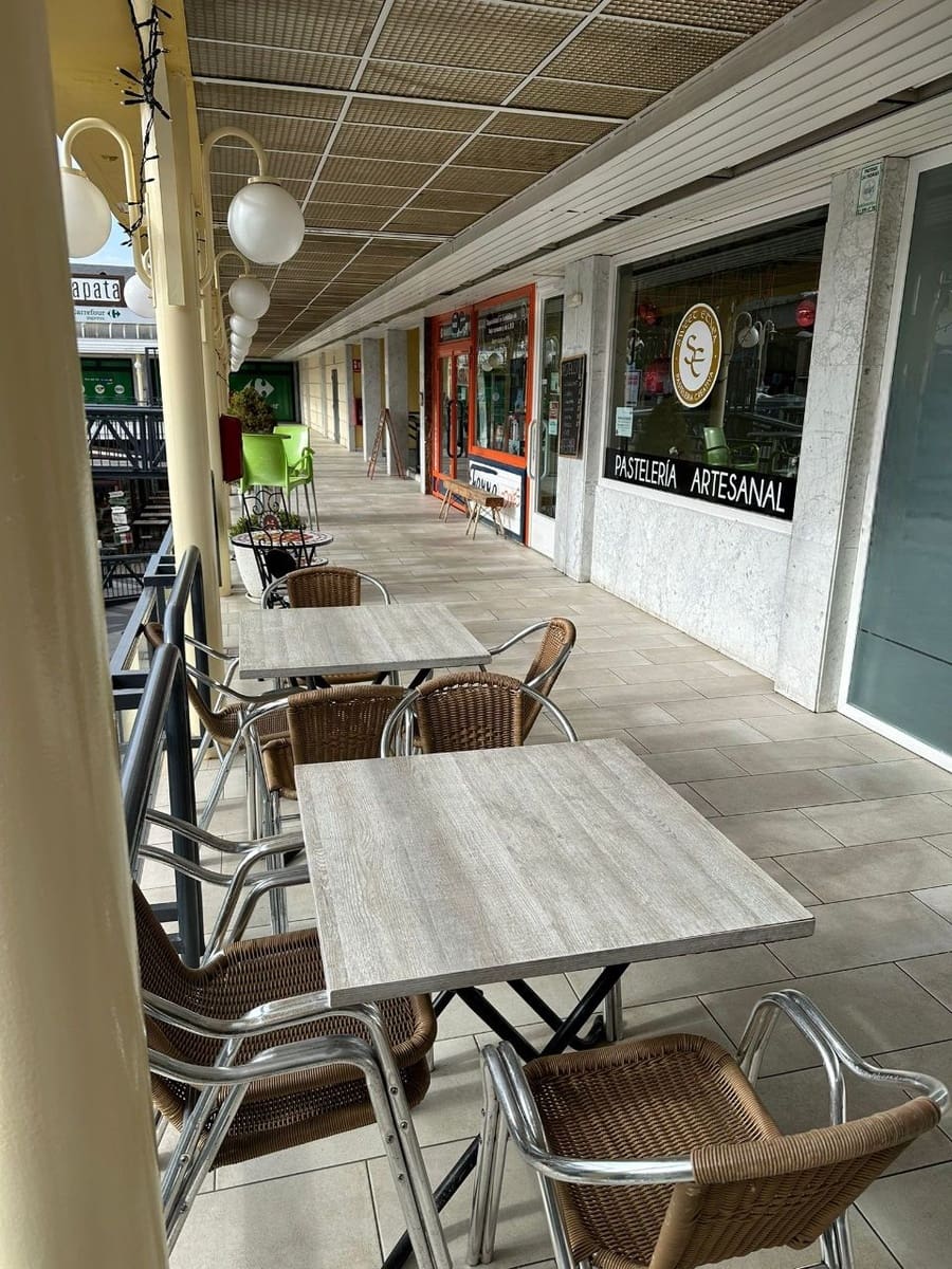 Commercial for sale in Torrelodones - € 165,000 (Ref: 8674936)