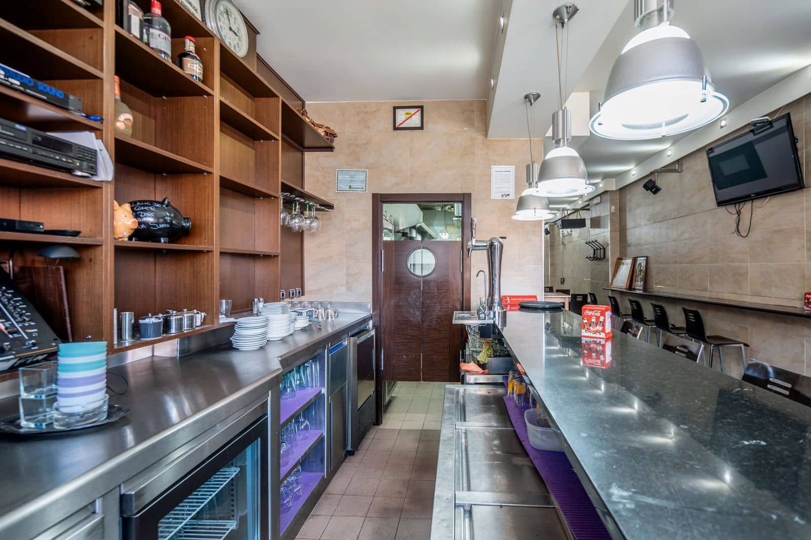 Commercial for sale in Mejorada del Campo - € 350,000 (Ref: 8696937)