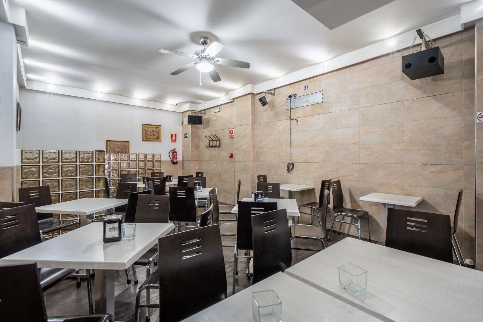 Commercial for sale in Mejorada del Campo - € 350,000 (Ref: 8696937)