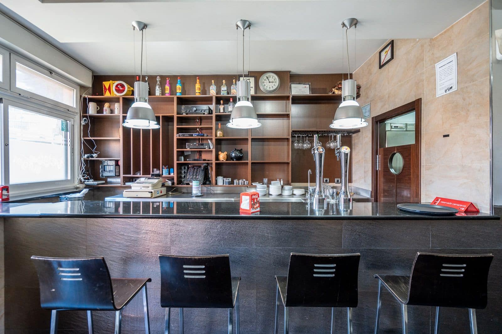 Commercial for sale in Mejorada del Campo - € 350,000 (Ref: 8696937)