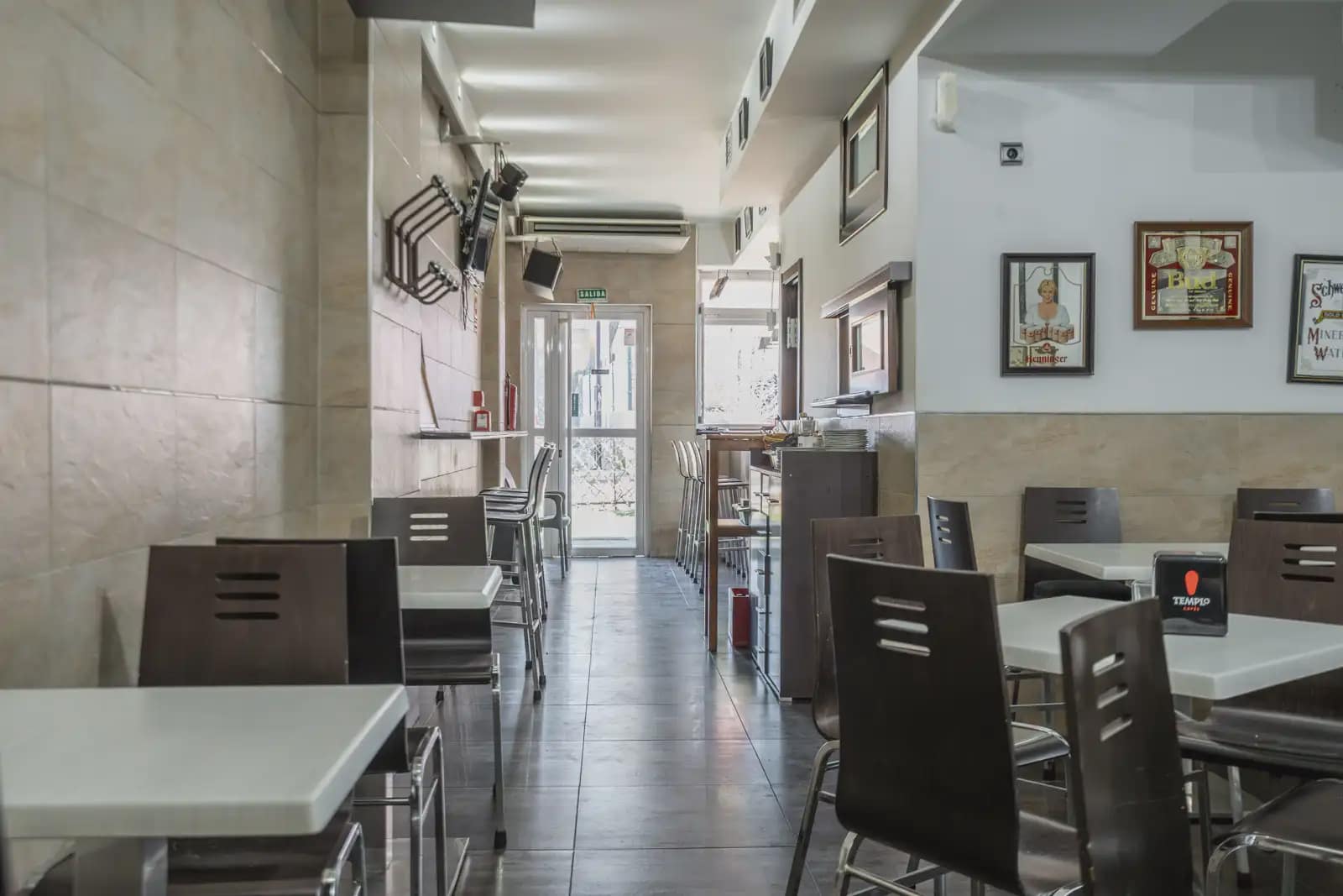 Commercieel te koop in Mejorada del Campo - € 290.000 (Ref: 8696937)