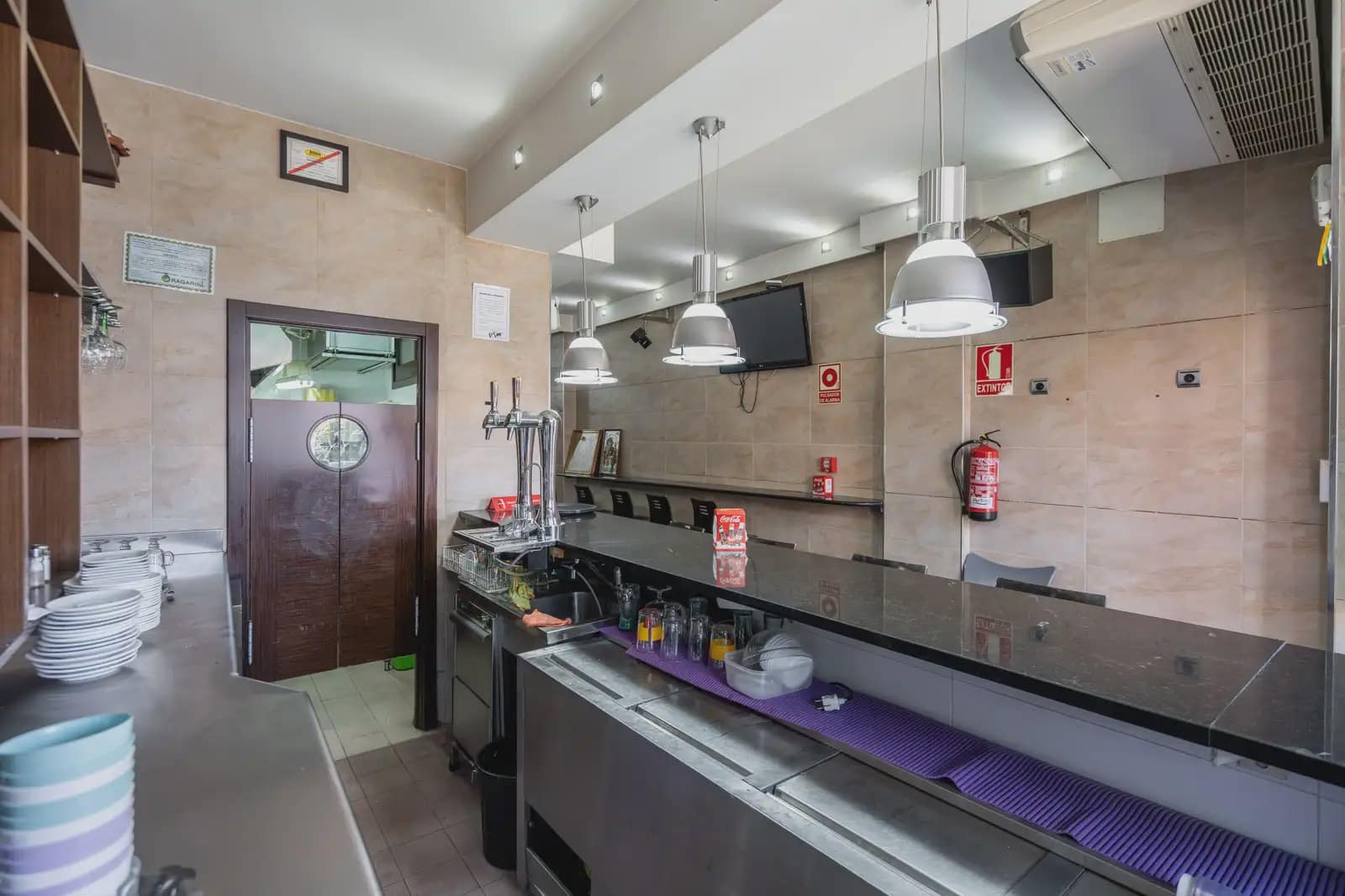 Commercieel te koop in Mejorada del Campo - € 290.000 (Ref: 8696937)