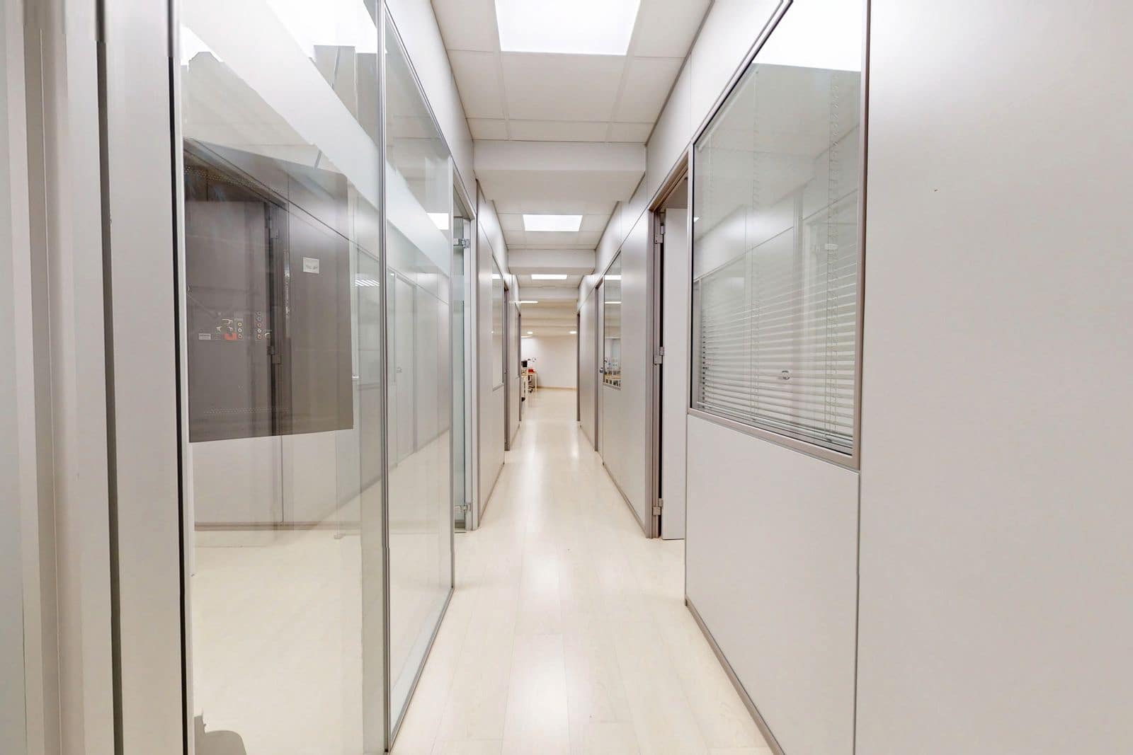 Kontor til salg i Madrid by - € 4.200.000 (Ref: 8862116)