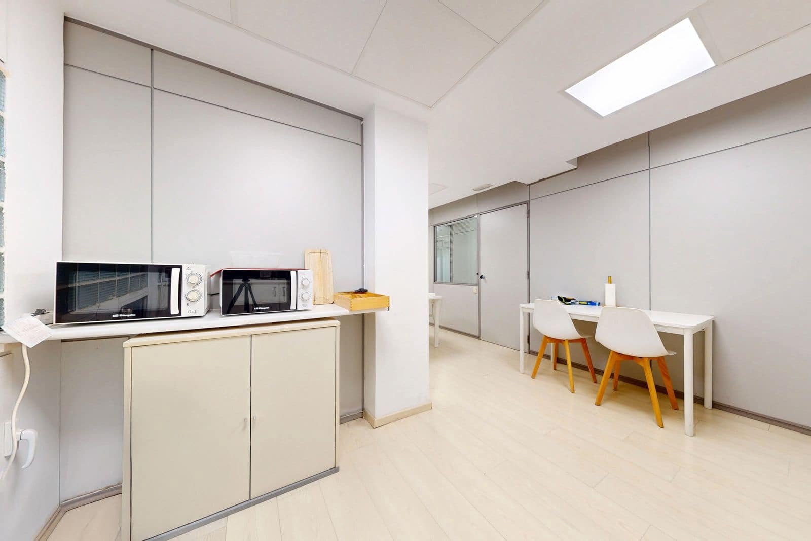 Kontor til salg i Madrid by - € 4.200.000 (Ref: 8862116)