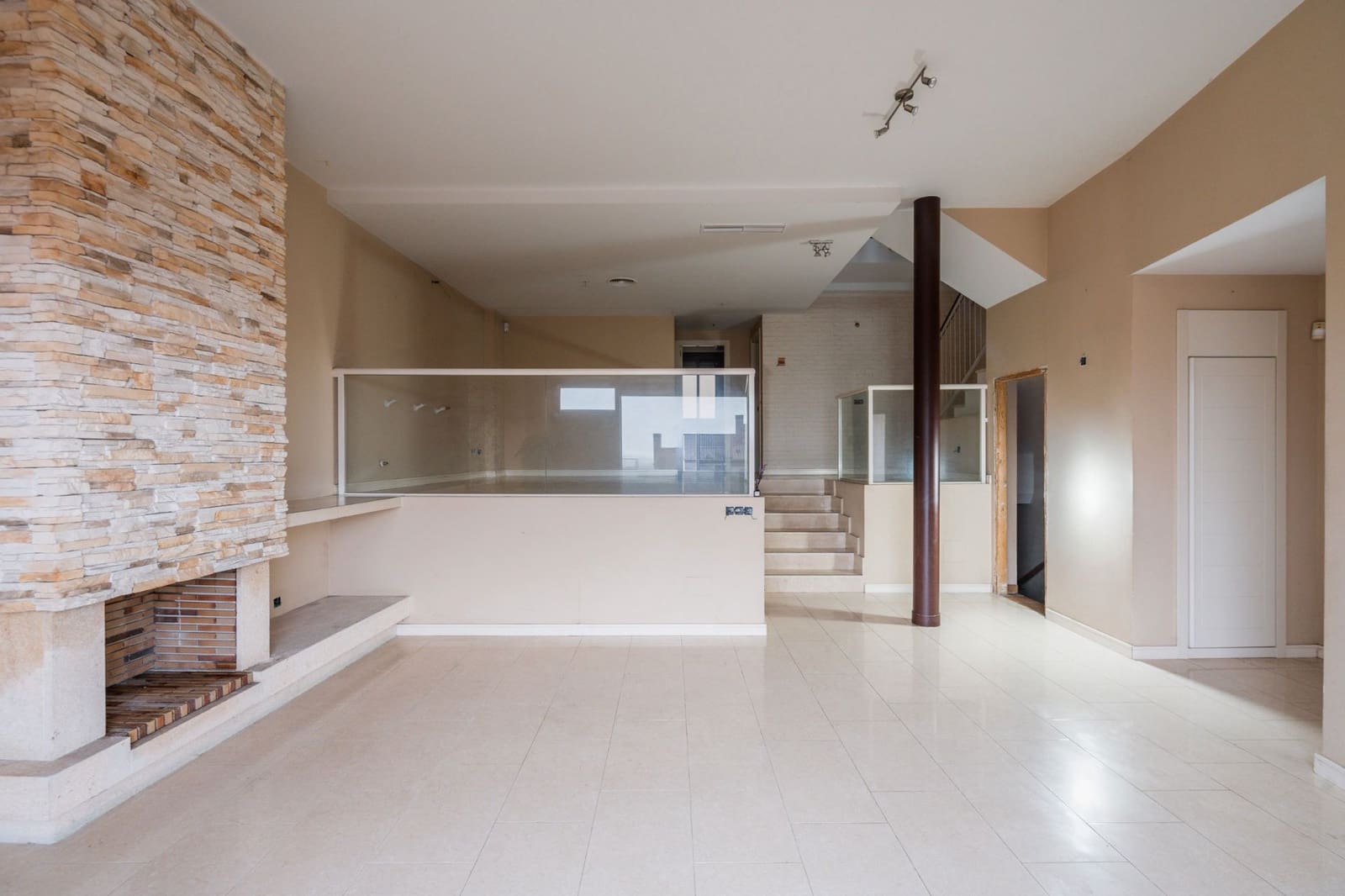 4 soveværelse Byhus til salg i Torrelodones med garage - € 750.000 (Ref: 8882109)