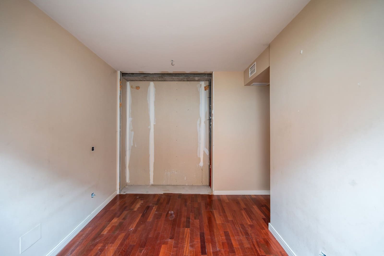 4 soveværelse Byhus til salg i Torrelodones med garage - € 750.000 (Ref: 8882109)