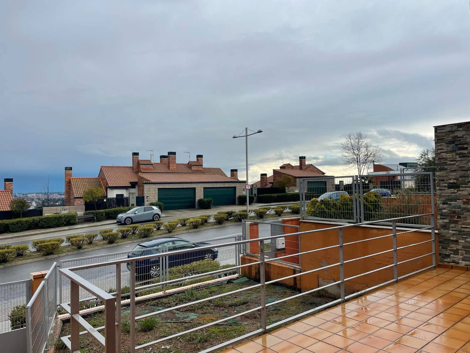 4 soveværelse Byhus til salg i Torrelodones med garage - € 750.000 (Ref: 8882109)