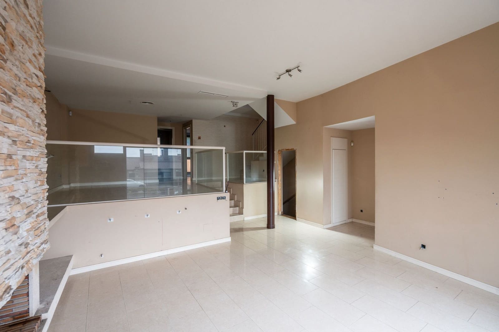 4 soveværelse Byhus til salg i Torrelodones med garage - € 750.000 (Ref: 8882109)