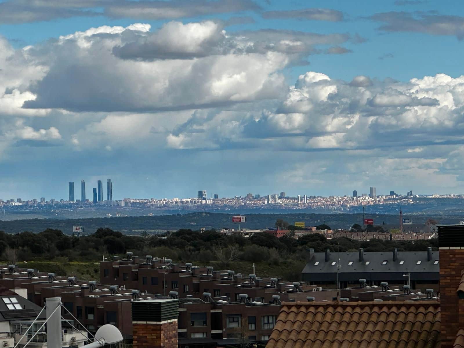 4 soveværelse Byhus til salg i Torrelodones med garage - € 750.000 (Ref: 8882109)