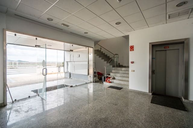 Commercial for sale in Añover de Tajo - € 1,490,000 (Ref: 8895775)