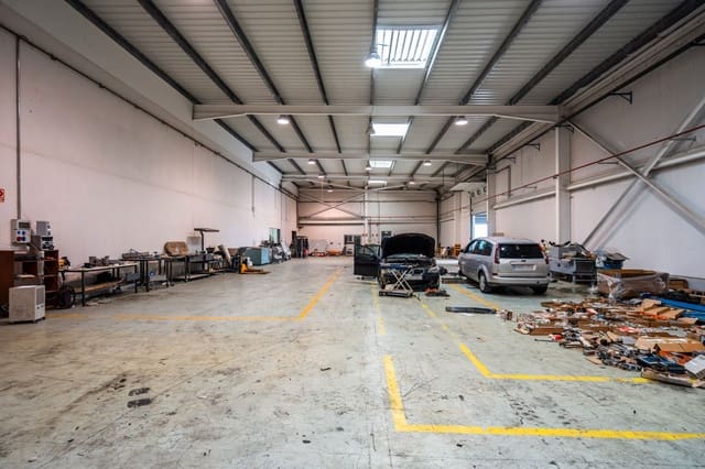 Commercial for sale in Añover de Tajo - € 1,490,000 (Ref: 8895775)