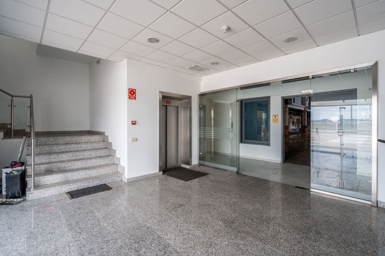 Erhverv til salg i Anover de Tajo - € 1.490.000 (Ref: 8895775)