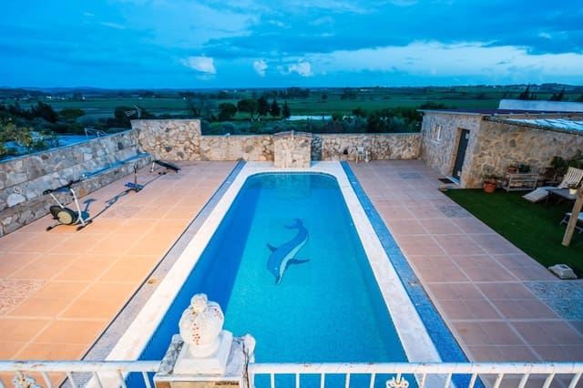 4 makuuhuone Maalaistalo myytävänä paikassa Chiclana de la Frontera mukana uima-altaan 
autotalli - 599 000 € (Ref: 8902733)