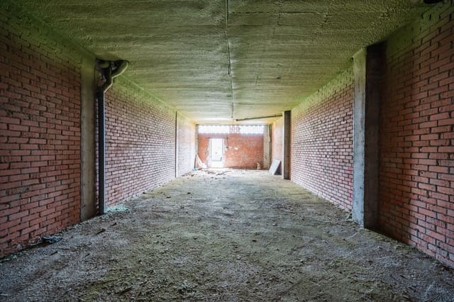 Comercial para venda em Parla - 100 000 € (Ref: 8906279)