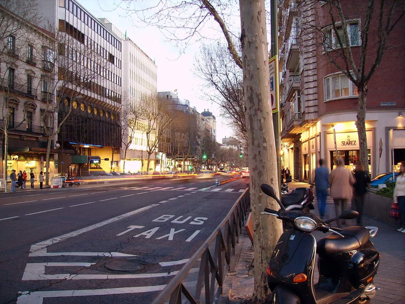 Komercyjne na sprzedaż w Miasto Madryt - 600 000 € (Ref: 8916750)