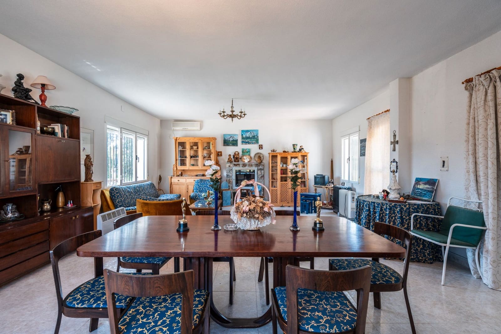 4 bedroom Finca/Country House for sale in Almorox - € 600,000 (Ref: 8942307)