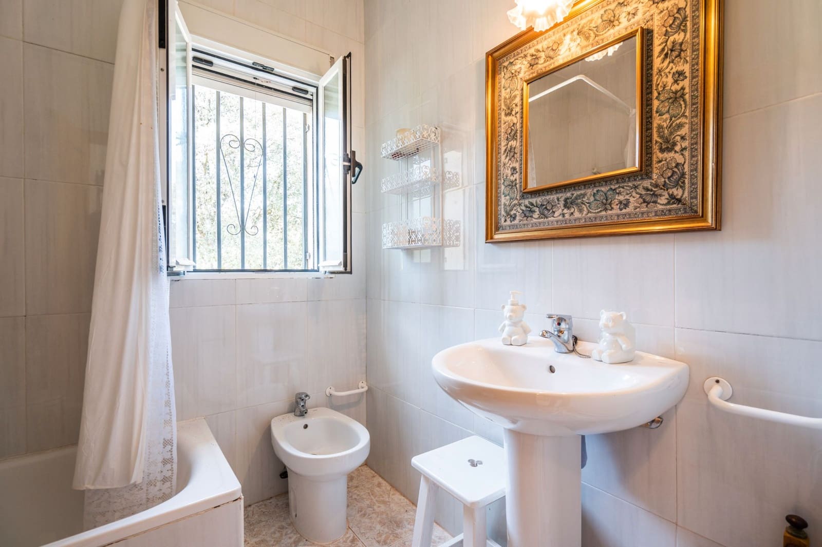 4 bedroom Finca/Country House for sale in Almorox - € 600,000 (Ref: 8942307)