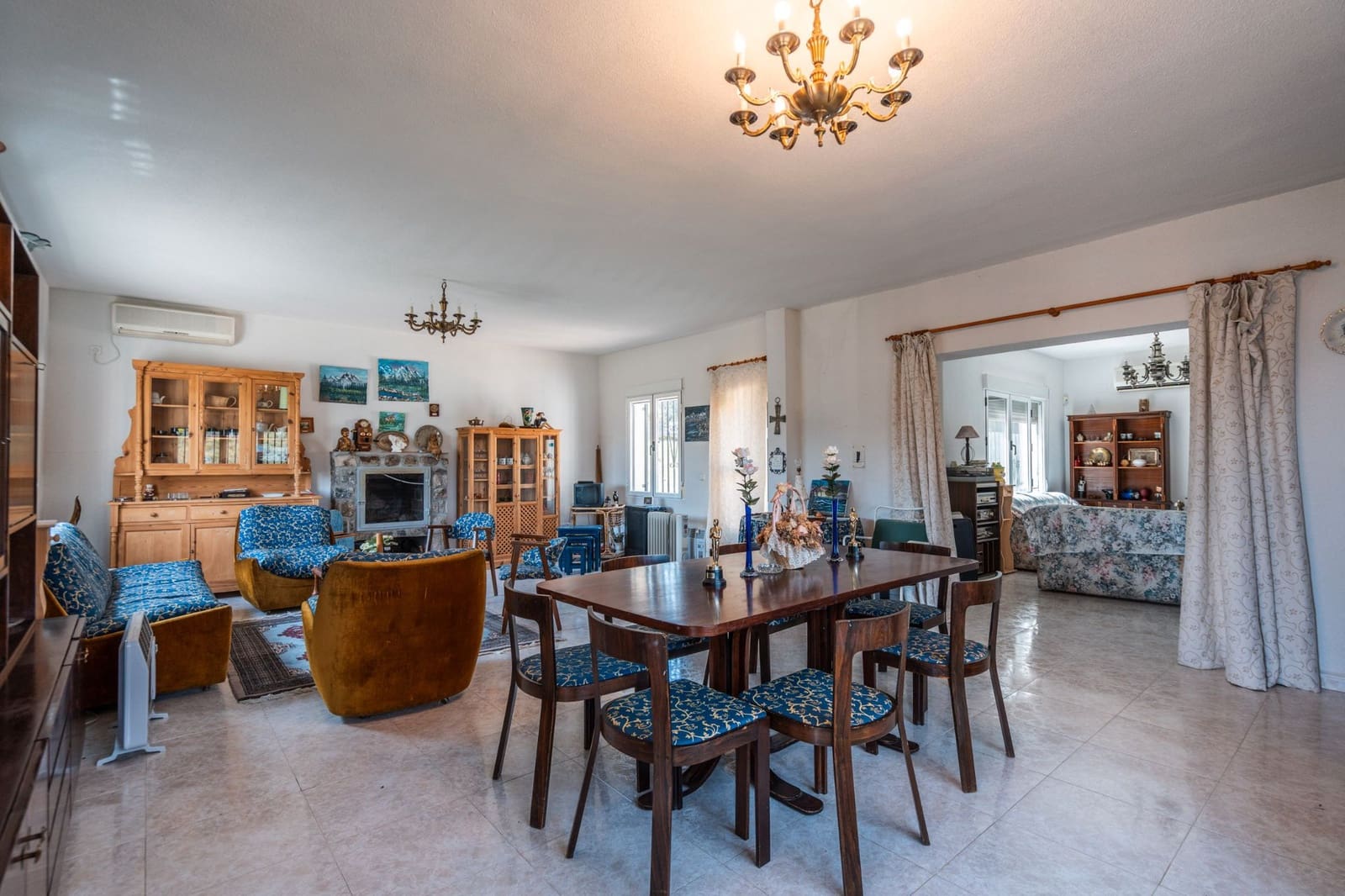 4 bedroom Finca/Country House for sale in Almorox - € 600,000 (Ref: 8942307)