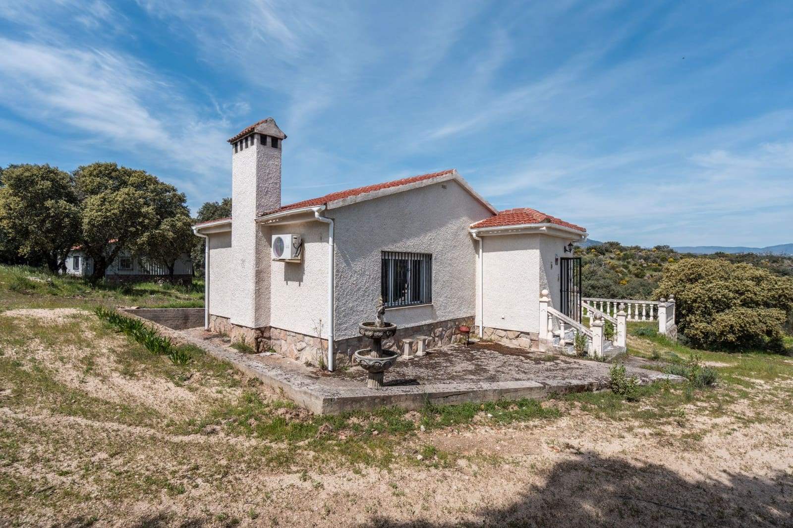 4 bedroom Finca/Country House for sale in Almorox - € 600,000 (Ref: 8942307)