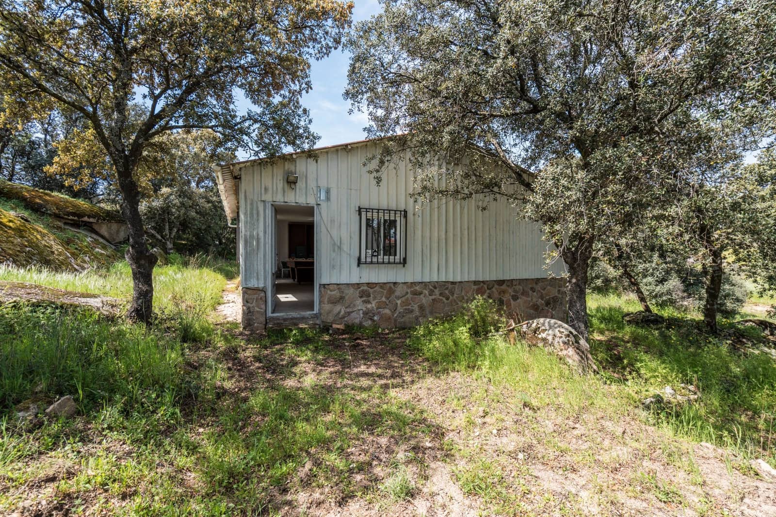 4 bedroom Finca/Country House for sale in Almorox - € 600,000 (Ref: 8942307)