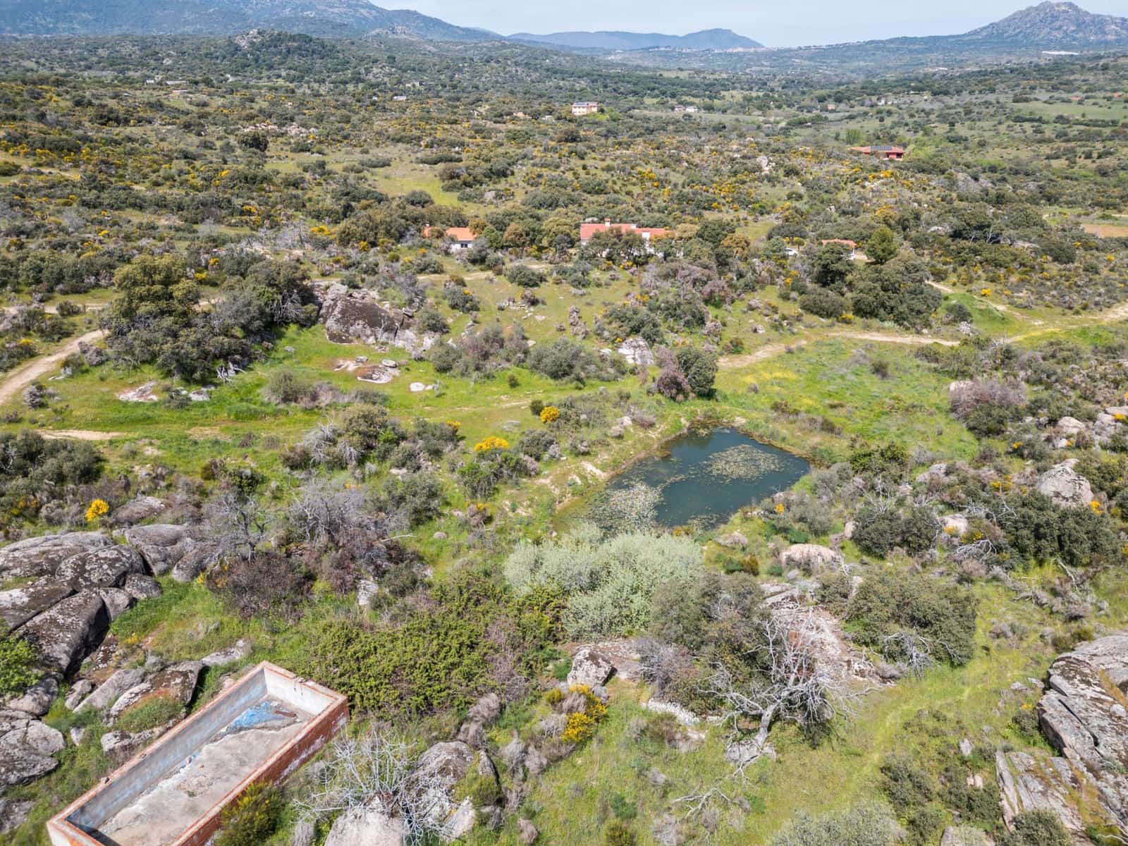 4 bedroom Finca/Country House for sale in Almorox - € 600,000 (Ref: 8942307)