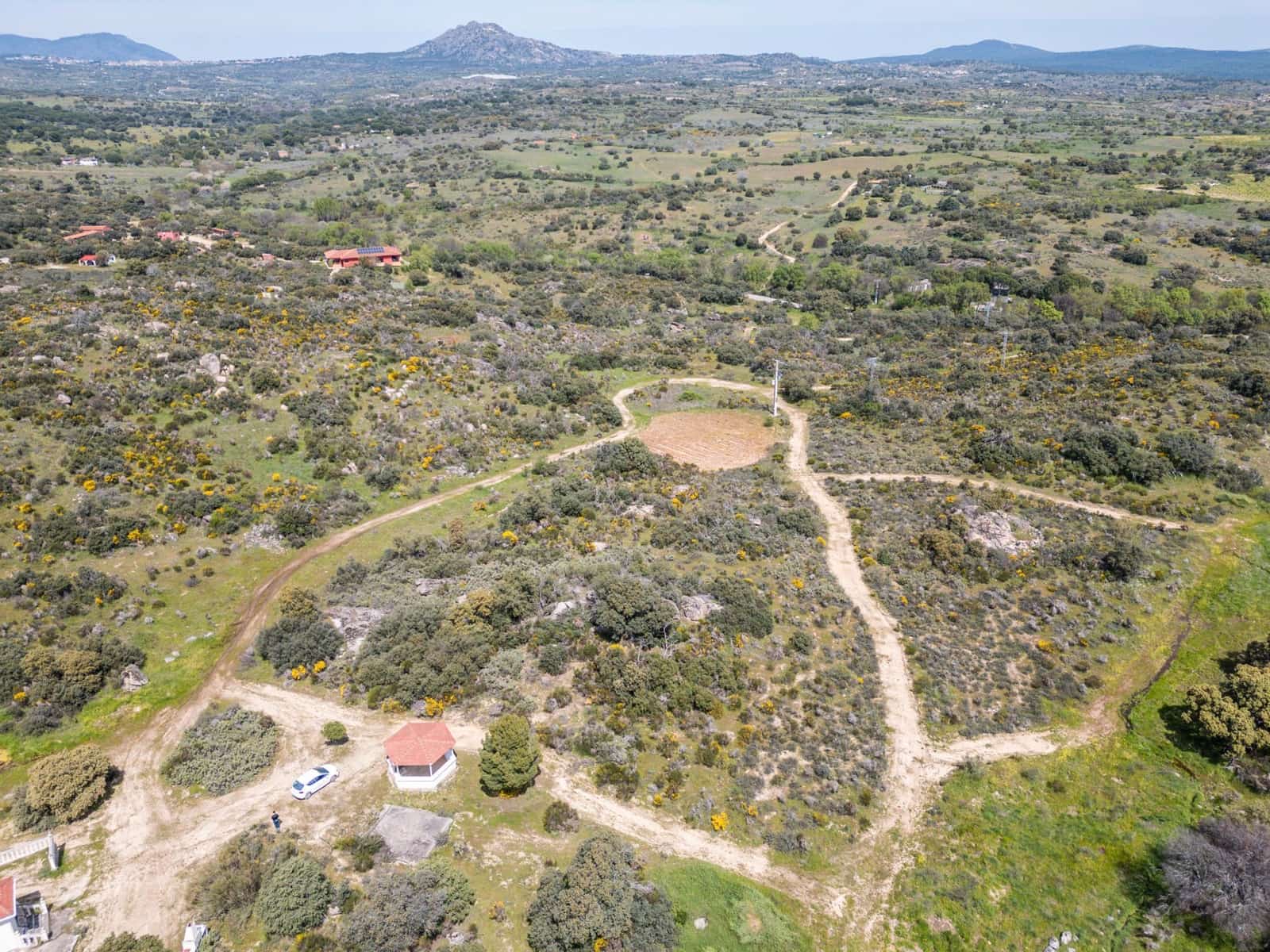 4 bedroom Finca/Country House for sale in Almorox - € 600,000 (Ref: 8942307)