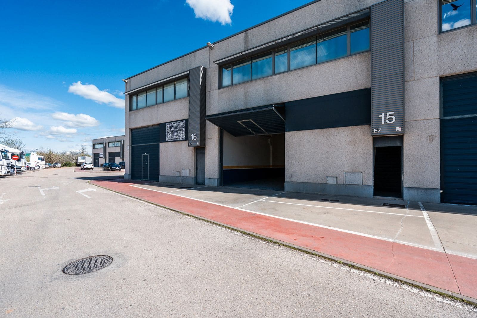 Erhverv til salg i Meco - € 220.500 (Ref: 8948242)