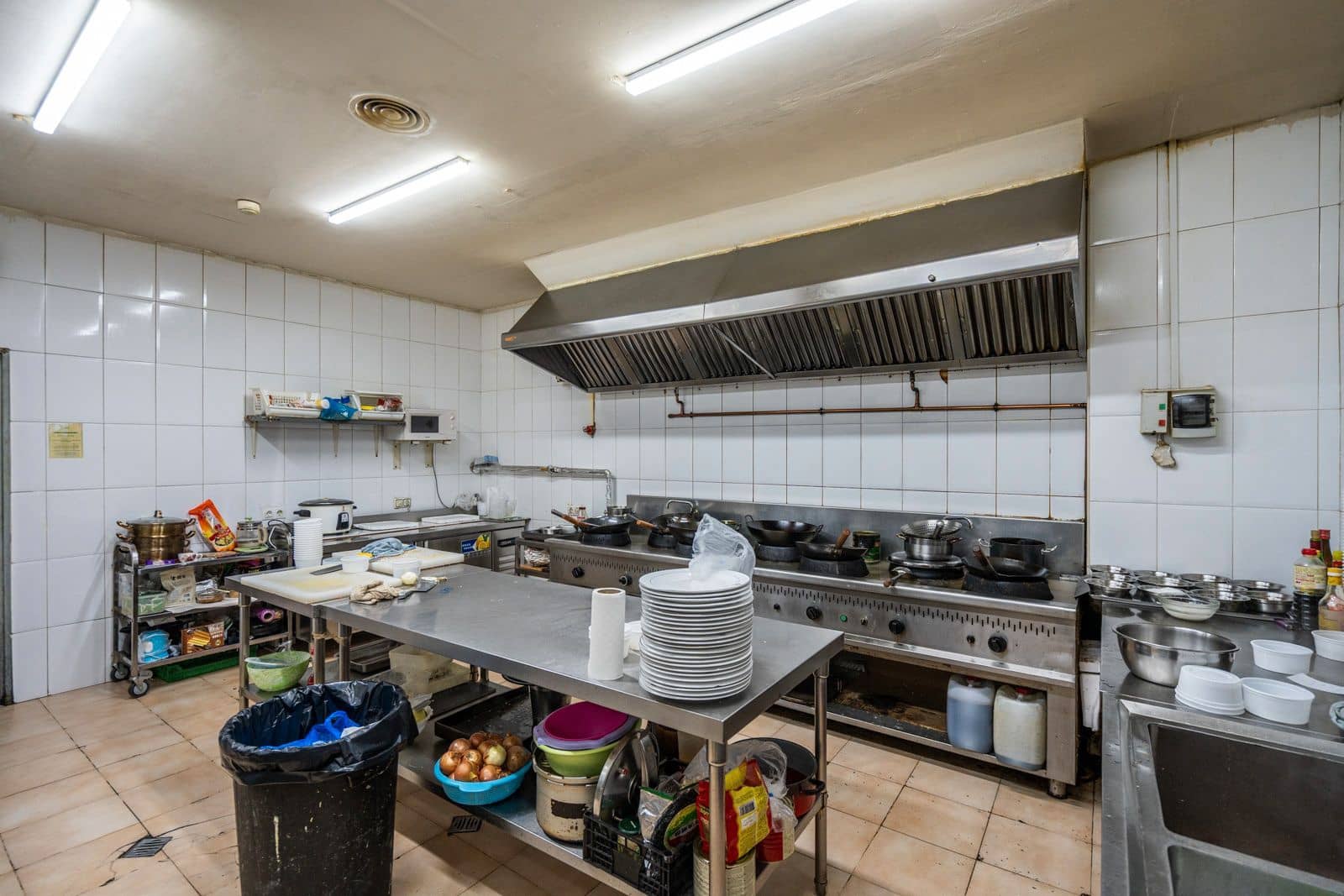 Kommersiell til salgs i Leganes - € 375 000 (Ref: 8953357)