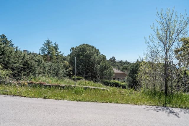 Building Plot for sale in Torrelodones - € 450,000 (Ref: 8967111)