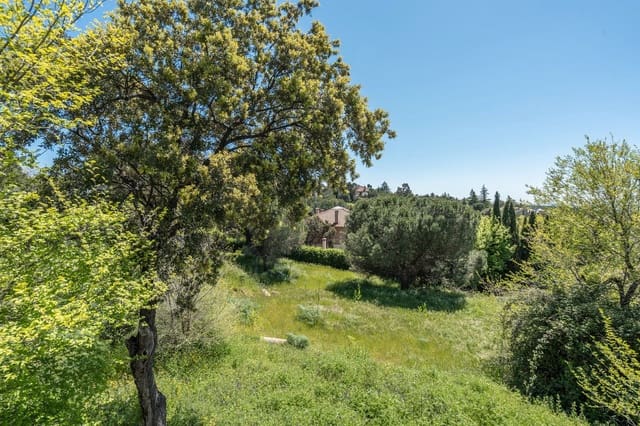 Building Plot for sale in Torrelodones - € 450,000 (Ref: 8967111)