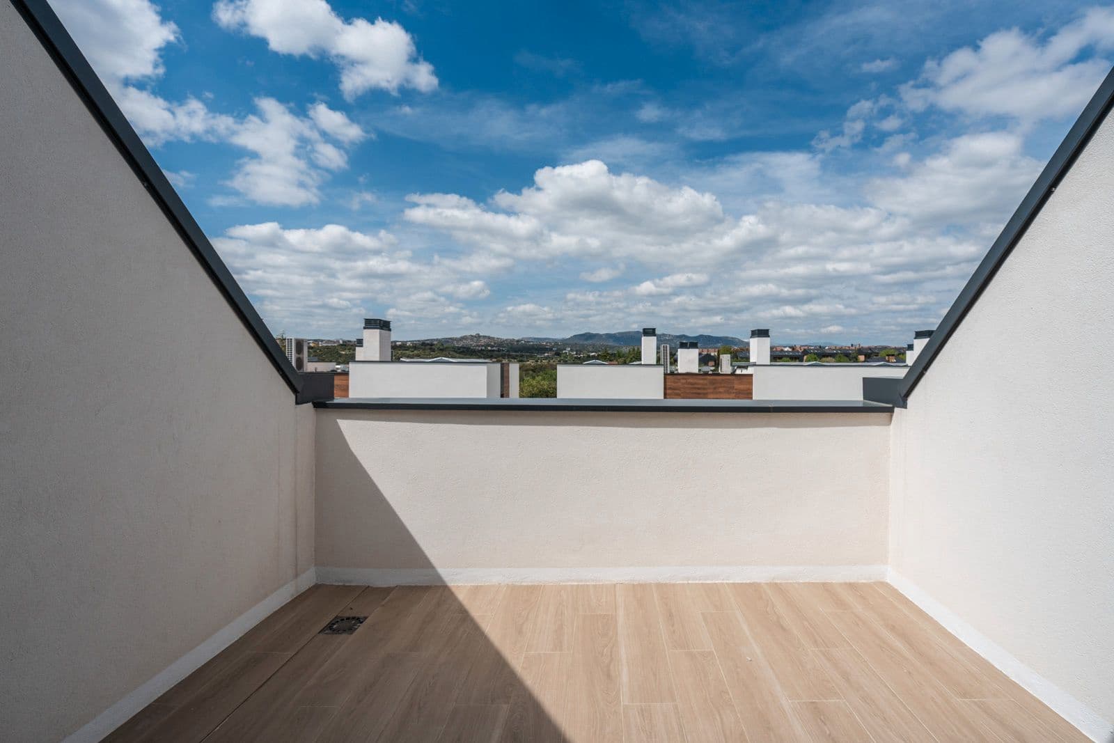 5 soveværelse Byhus til salg i Las Rozas de Madrid med swimmingpool garage - € 990.000 (Ref: 8969568)