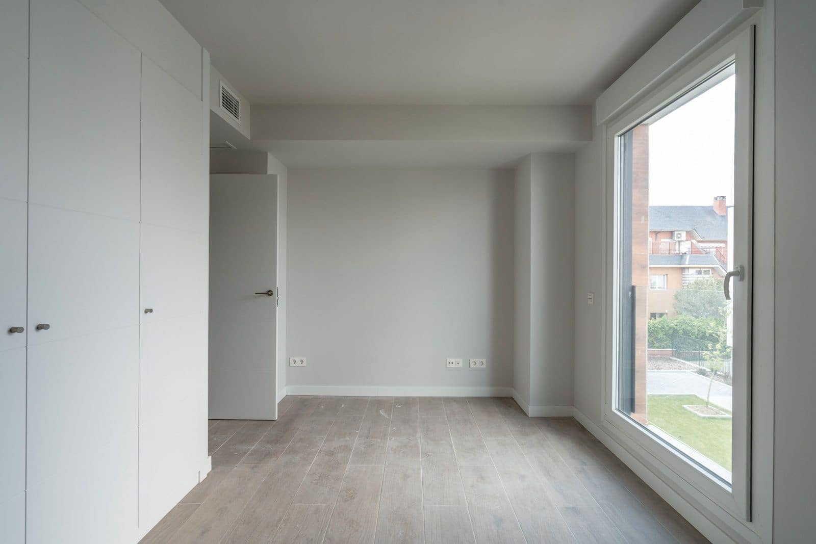 5 soveværelse Byhus til salg i Las Rozas de Madrid med swimmingpool garage - € 990.000 (Ref: 8969568)