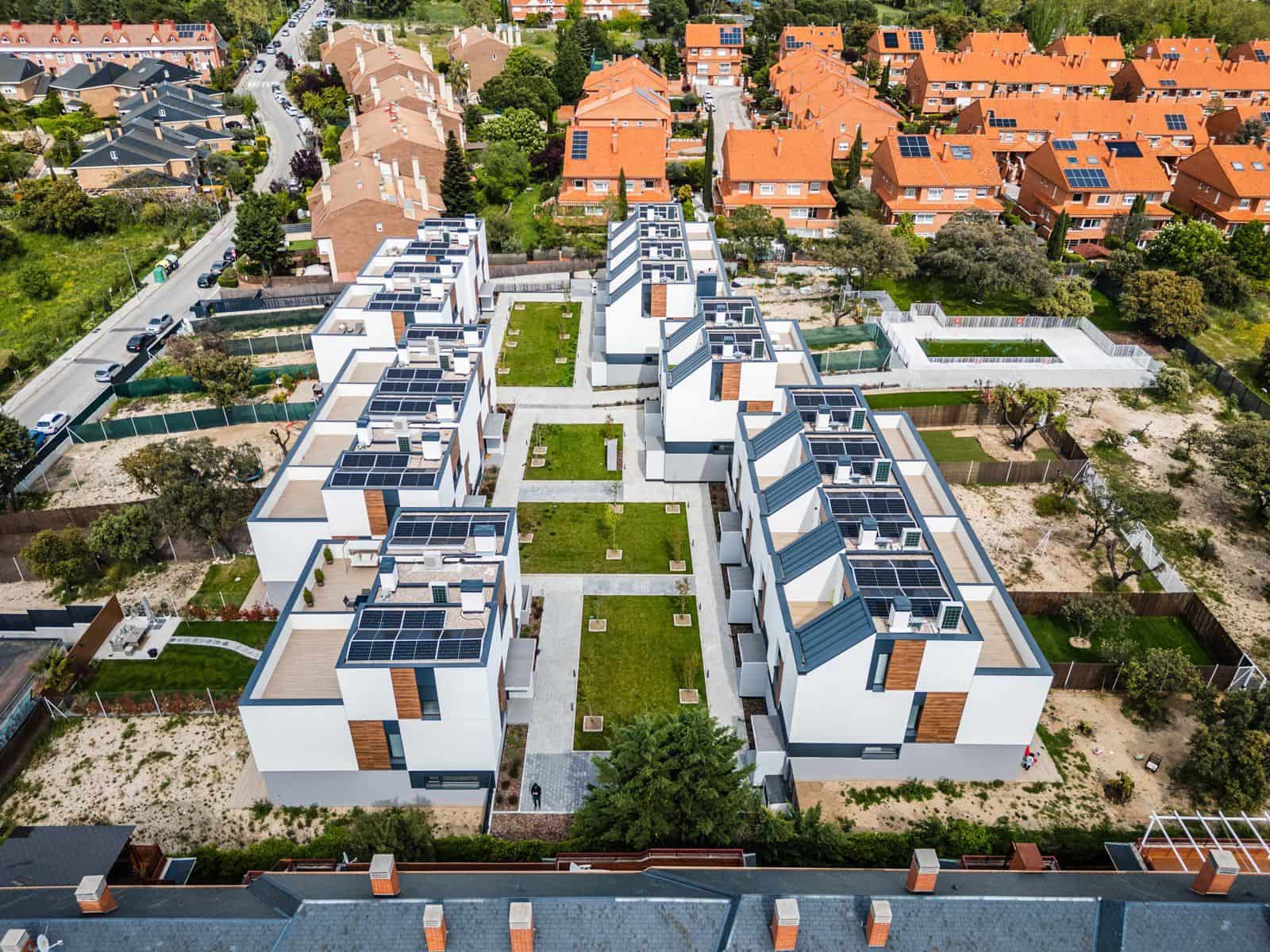 5 soveværelse Byhus til salg i Las Rozas de Madrid med swimmingpool garage - € 990.000 (Ref: 8969568)