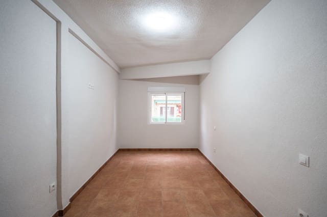 3 Zimmer Wohnung zu verkaufen in El Tiemblo - 65.000 € (Ref: 8973407)