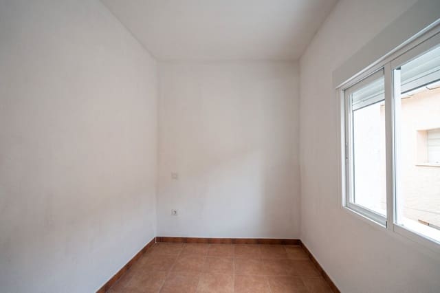 3 Zimmer Wohnung zu verkaufen in El Tiemblo - 65.000 € (Ref: 8973407)