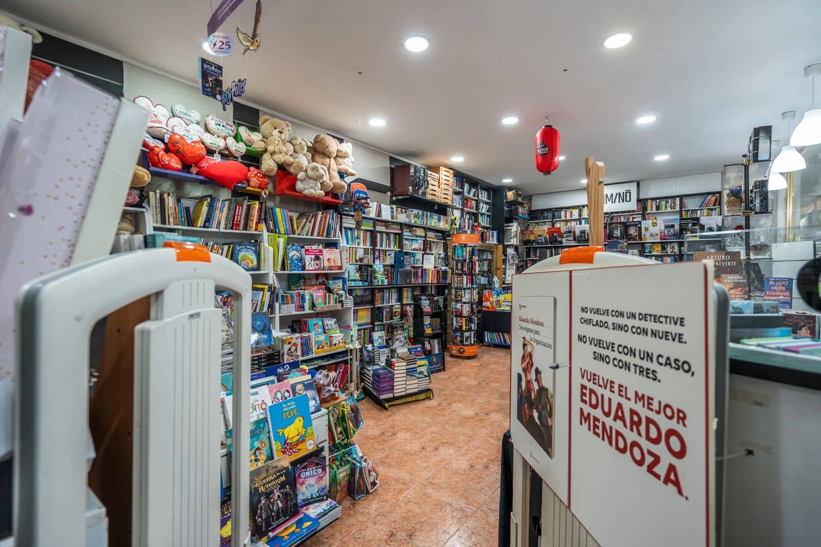 Erhverv til salg i Leganes - € 250.000 (Ref: 9000283)