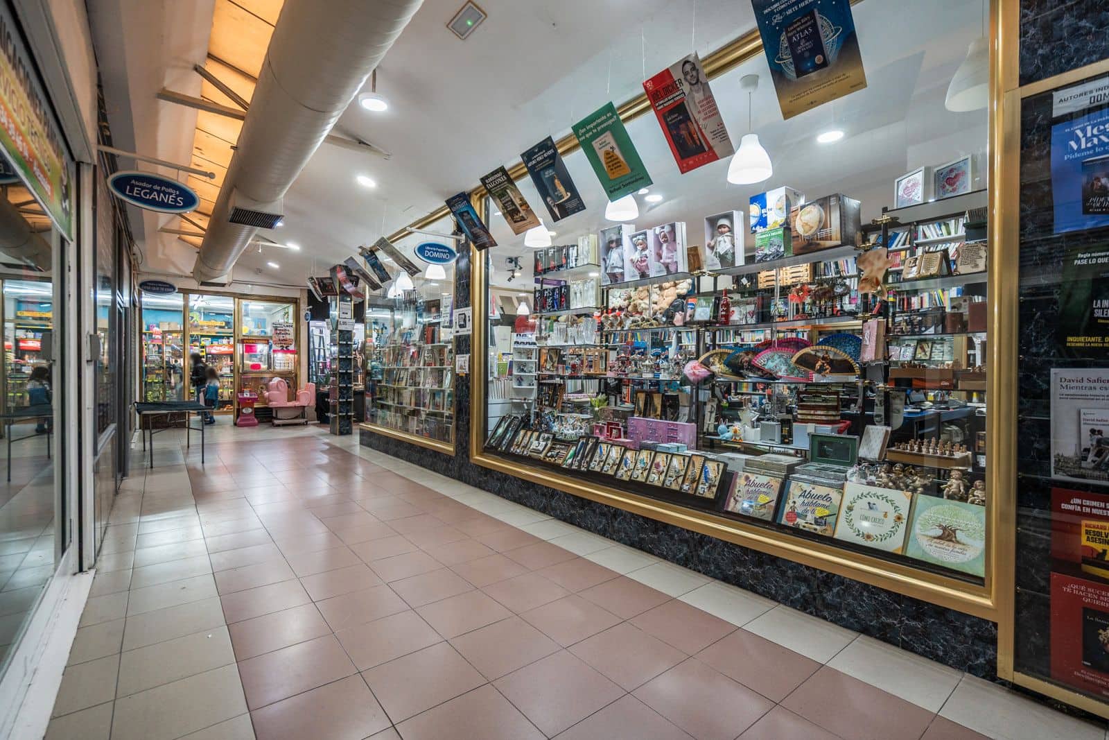 Erhverv til salg i Leganes - € 250.000 (Ref: 9000283)