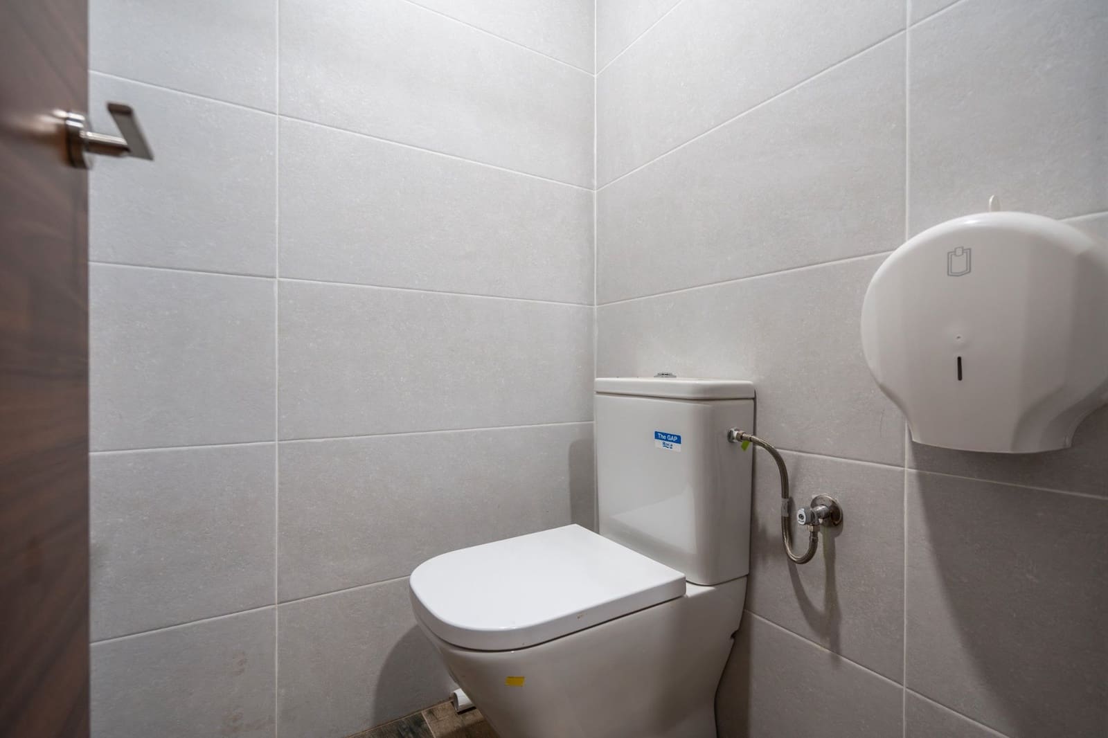 Erhverv til salg i Alcorcon - € 345.000 (Ref: 9002664)