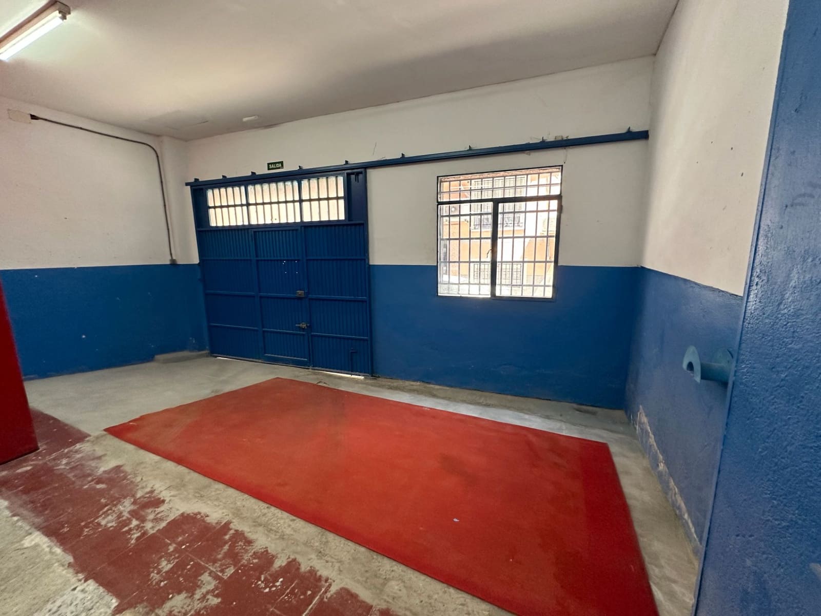 Erhverv til leje i Leganes - € 1.380 (Ref: 9009797)