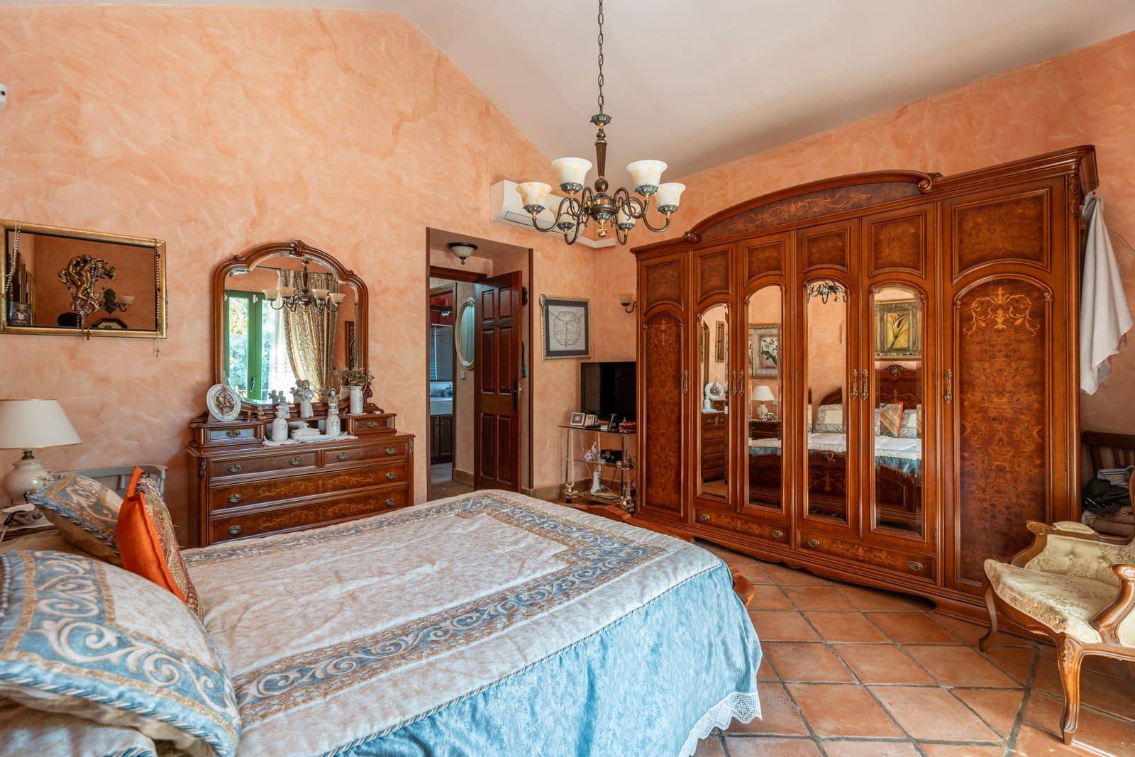 3 soveværelse Finca/Landehus til salg i Chinchon - € 975.000 (Ref: 9016692)